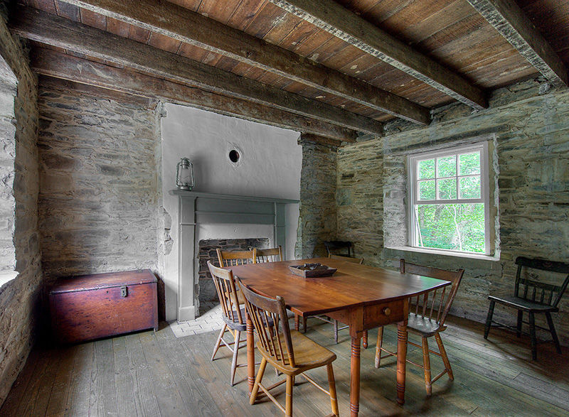 C&O Canal quarters are locked in a time warp